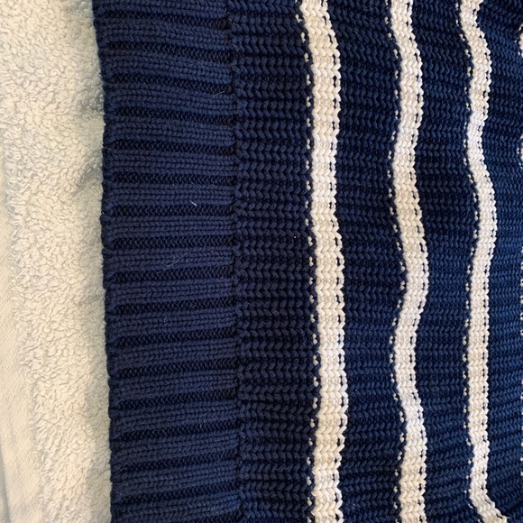 J Crew Woman’s 100% Cotton Boatneck Sweater. Size Medium. Gently Used. - Picture 7 of 12